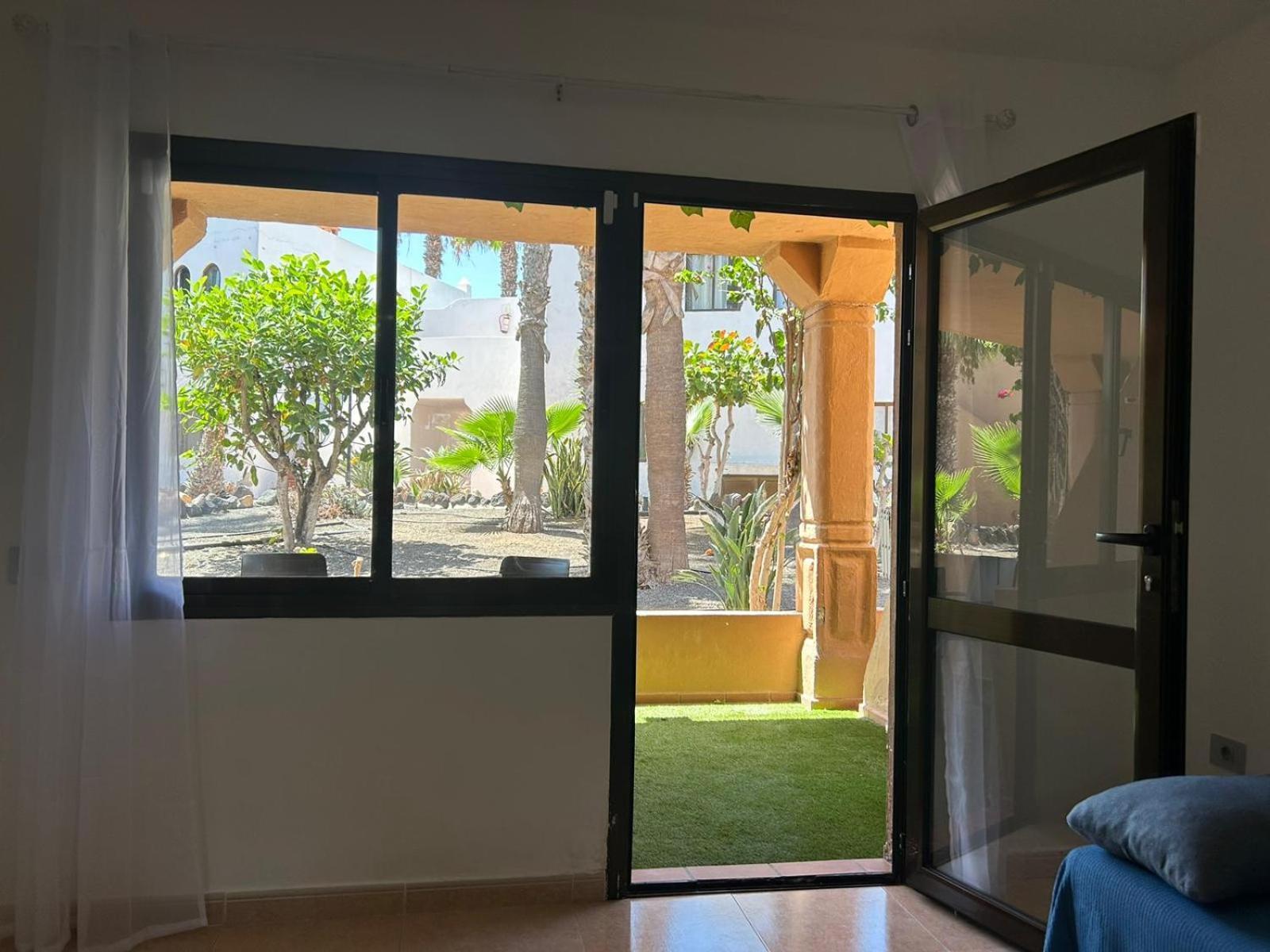Apartamentos Gala Corralejo Exteriör bild